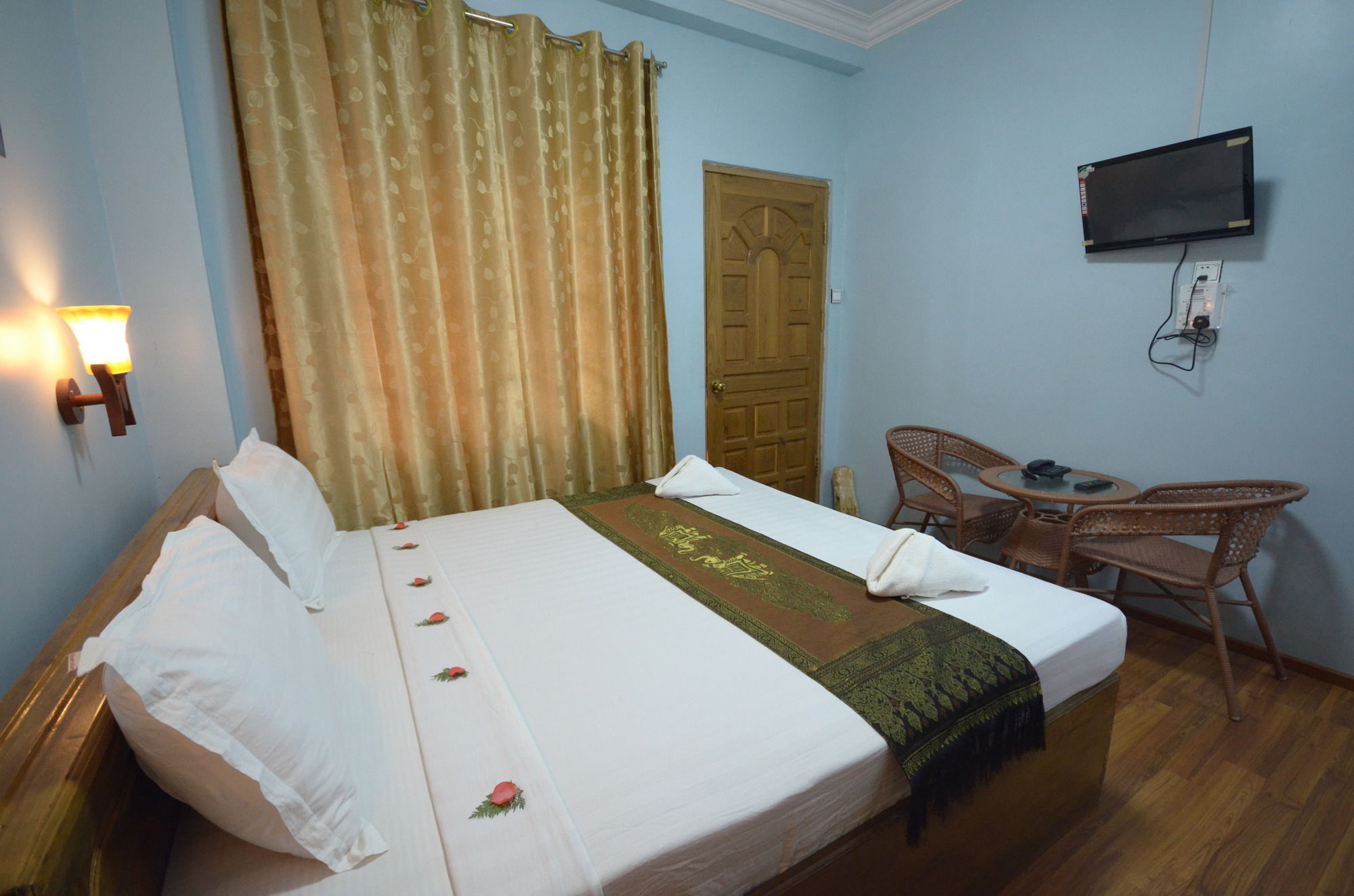 Inlay Palace Hotel Nyaung Shwe Exteriér fotografie
